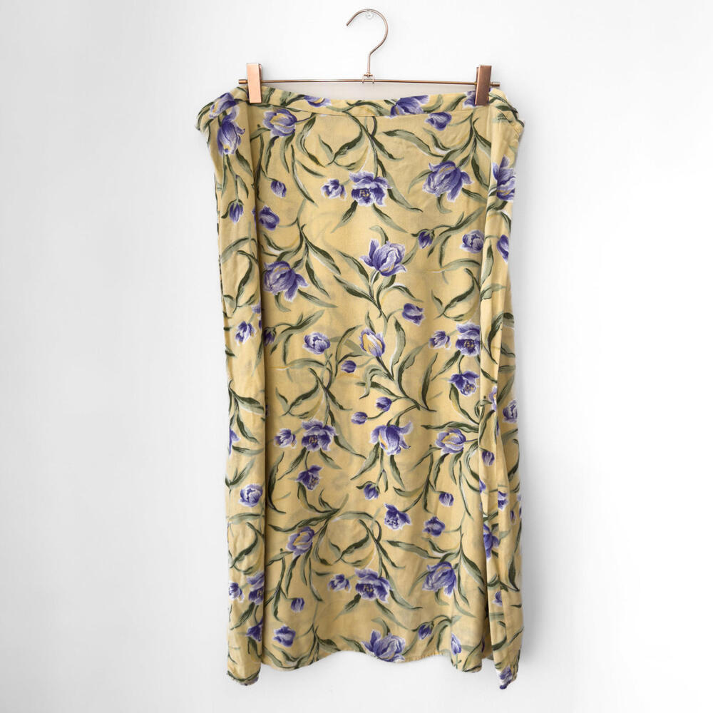 90s Vintage Butter Yellow with Purple Floral Print‎ Midi Skirt Size 1X